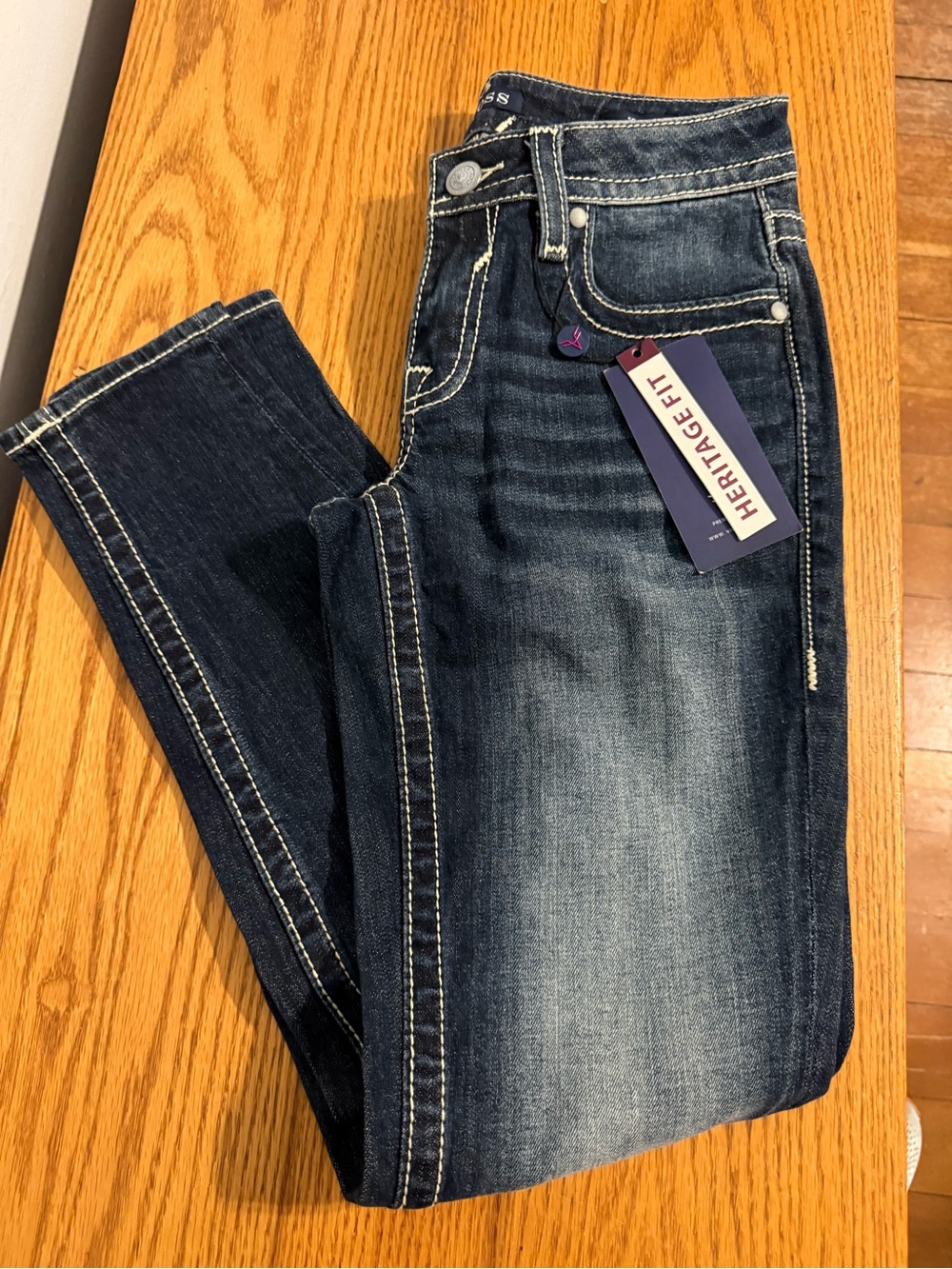 Vigoss Heritage Boyfriend Jeans NWT Sz 0 embroidered pockets